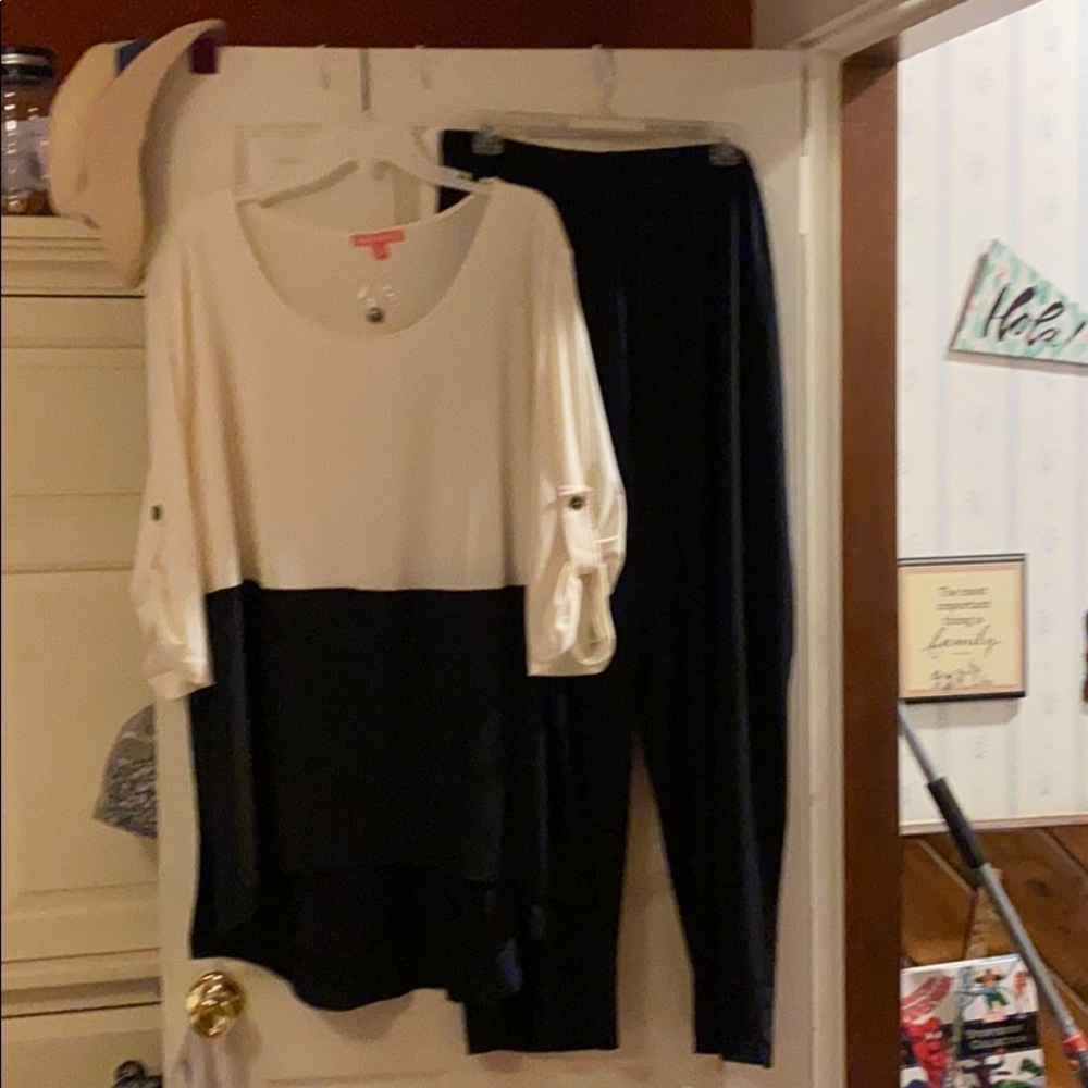 Woman within 2 - piece pant set